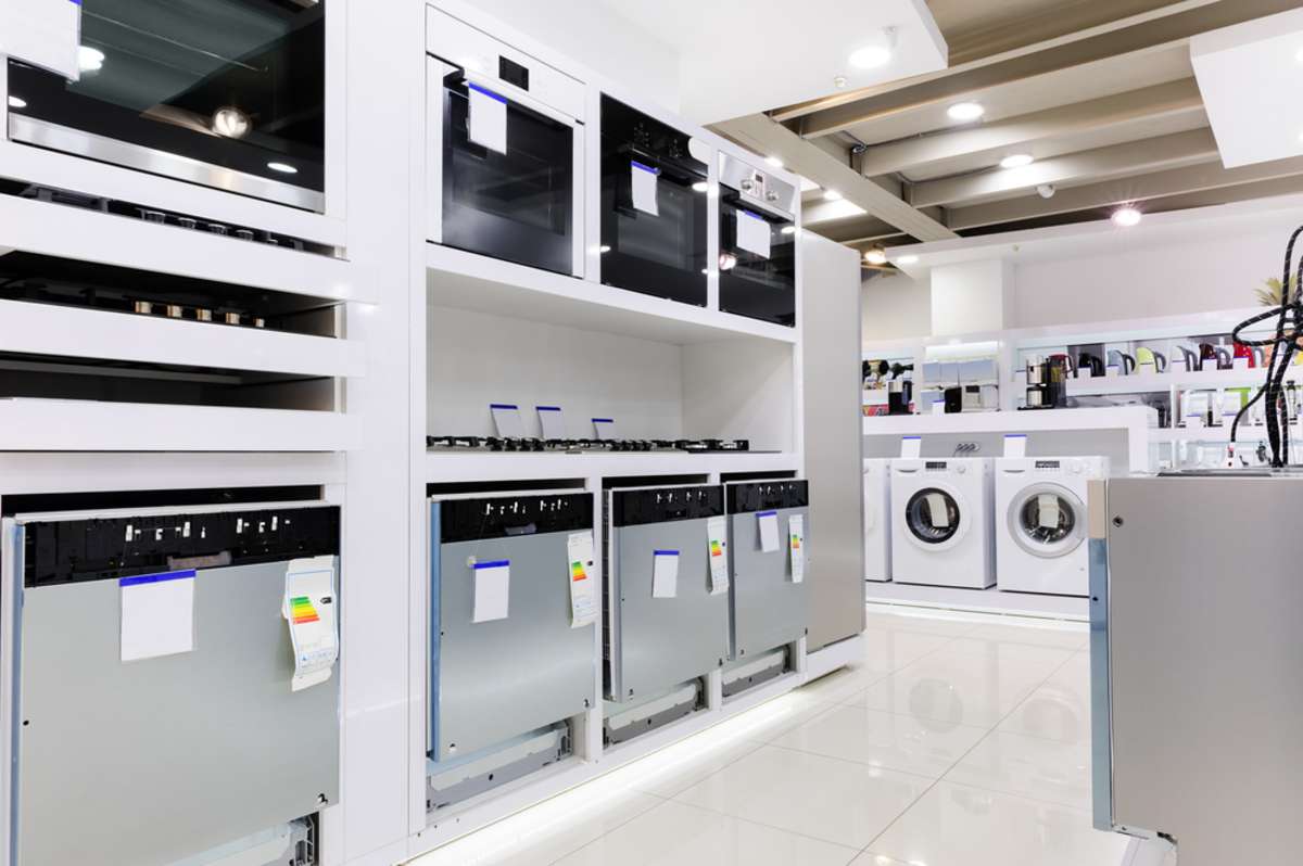 How To Update Rental Property Appliances To Improve ROI   Gas And Electric Ovens And Other Home Related Appliance Or Equipment In The Retail Store Showroom 